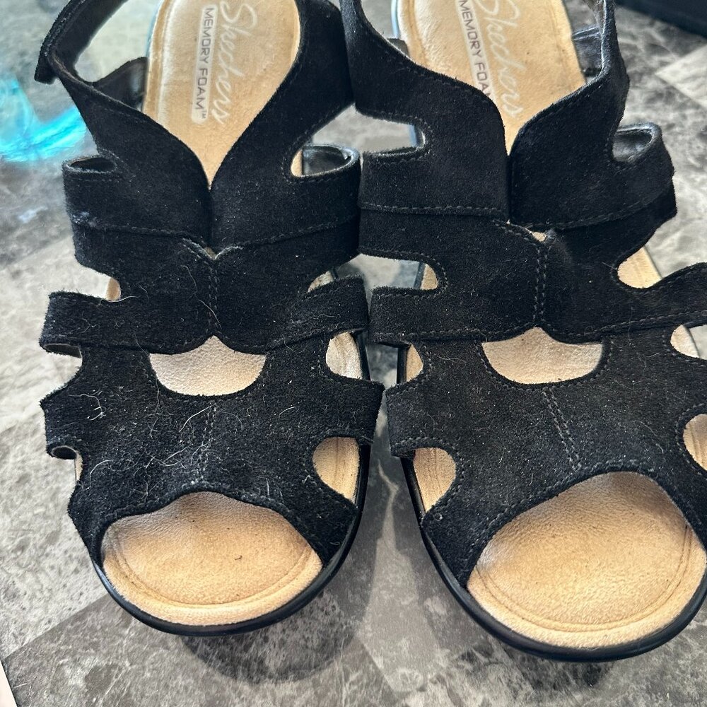 Women's black suede Skecher elevated sandals